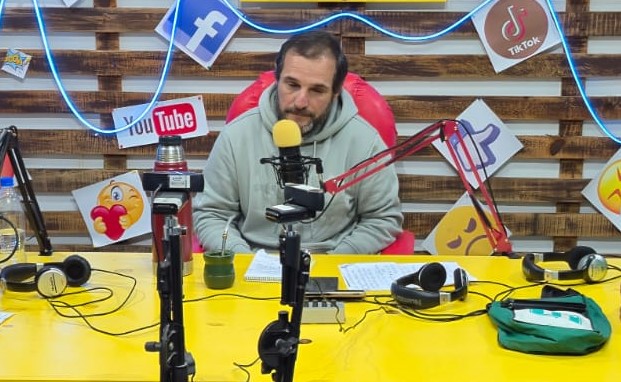 Noveno Episodio de «La pelota no se mancha» conduce Santiago Echevarría